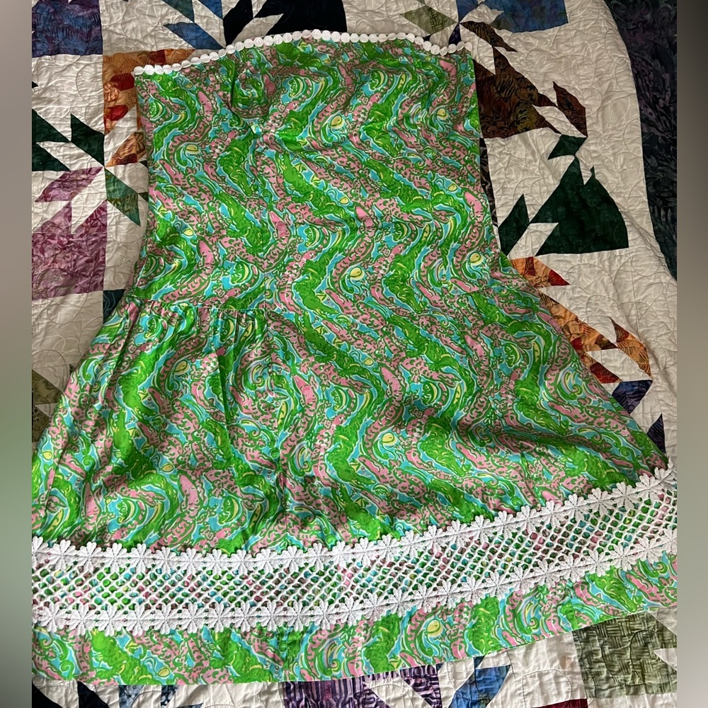 Sz 12 EUC Jordan dress in Chomp Chomp